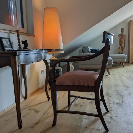 Badischer Neubau-ruhe-kunst-natur *