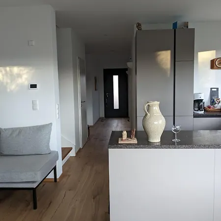 Badischer Neubau-ruhe-kunst-natur *