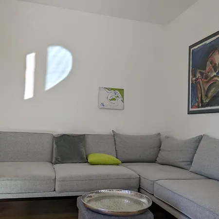 Badischer Neubau-ruhe-kunst-natur בית נופש *