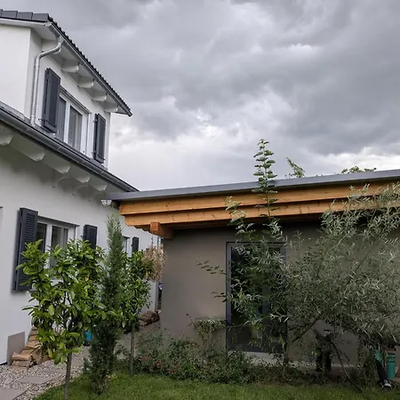 Ferienhaus Badischer Neubau-ruhe-kunst-natur *